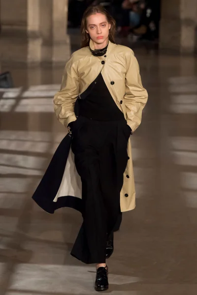 Look 6